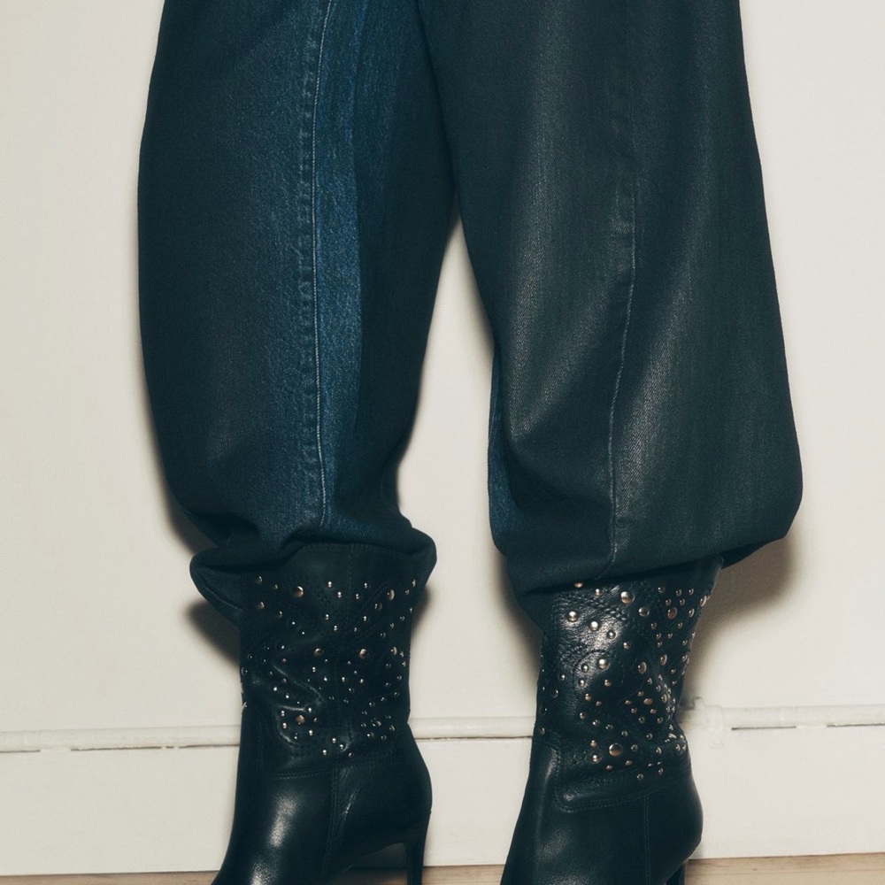 Pilcro High-Rise Balloon Jeans size 25 BNWT - Picture 2 of 6